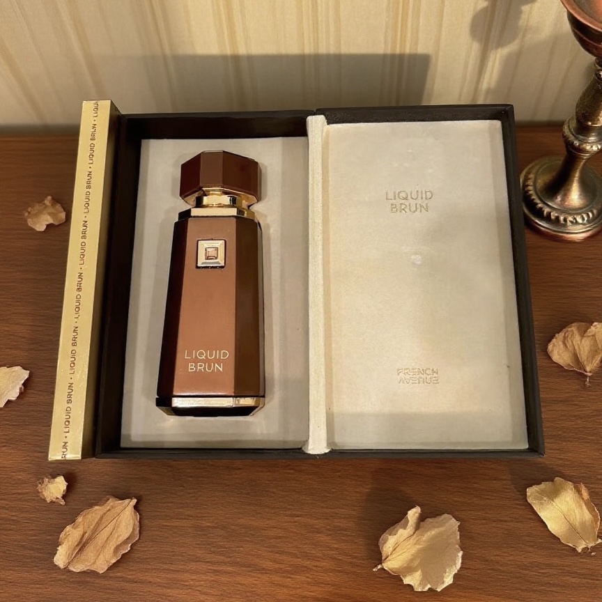 Fragrance World French Avenue  - Perfume A Fragrance World avaliação e preço
